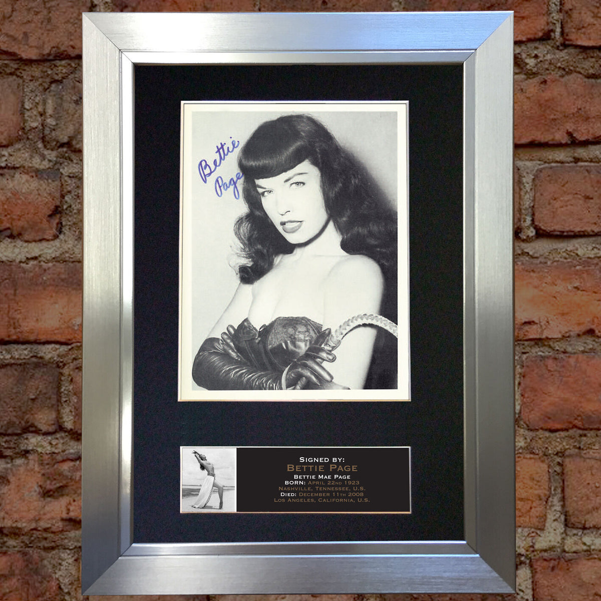 BETTIE PAGE Very Rare Pinup Quality Autograph Mounted Signed Photo PRI