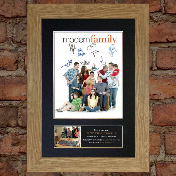 MODERN FAMILY Mounted Signed Photo Reproduction Autograph Print A4 284