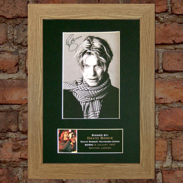 DAVID BOWIE Mounted Signed Photo Reproduction Autograph Print A4 66