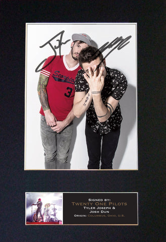 TWENTY ONE PILOTS Signed Autograph Mounted Photo RE-PRINT A4 637